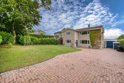 Front of the home  .jpg