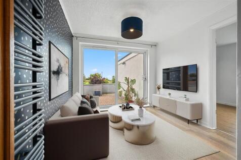 Family Room.jpg