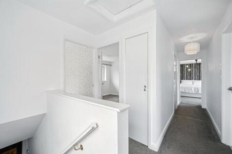 First floor landing.jpg
