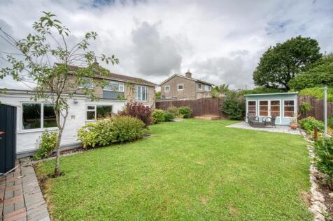 Rear Garden - lawn and summer house.jpg