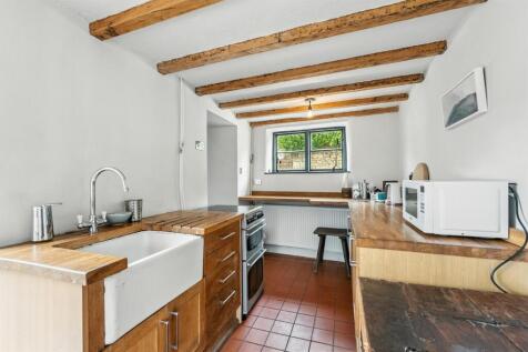Kitchen towards utility.jpg