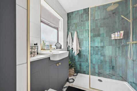 Shower Room  .jpg