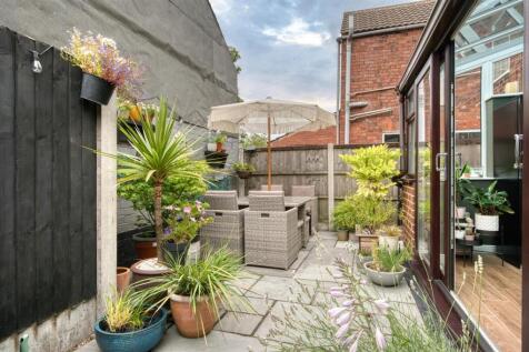 Rear Garden and conservatory.jpg