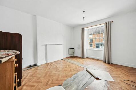 Bedroom Three.jpg