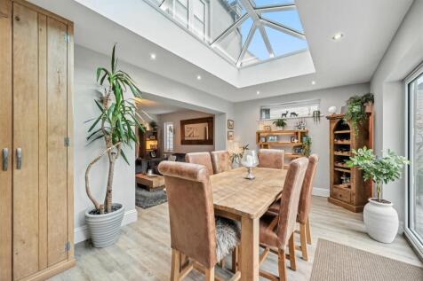 Dining Room .jpg