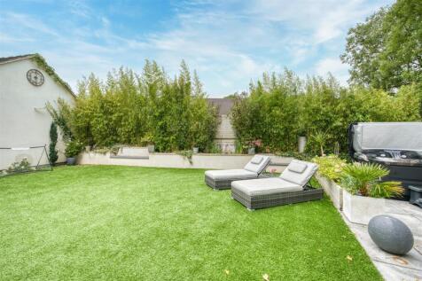 Garden - lawn.jpg