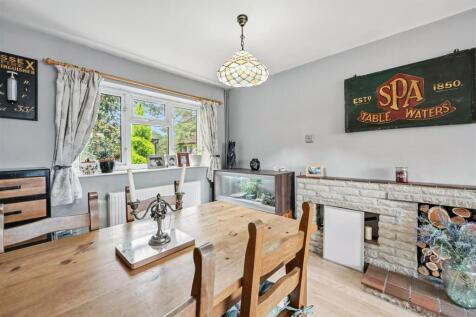 Lounge-Diner - dining area.jpg