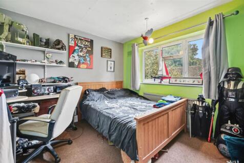Bedroom One.jpg