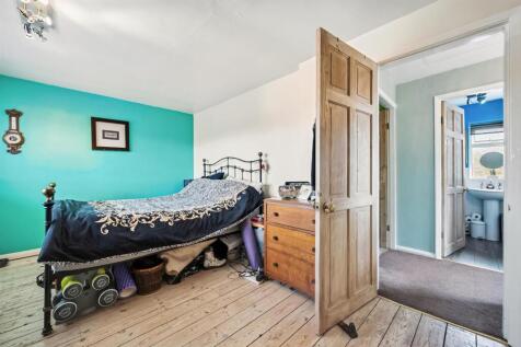 Bedroom Two to landing.jpg