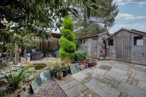 Garden - fish pond and sheds.jpg