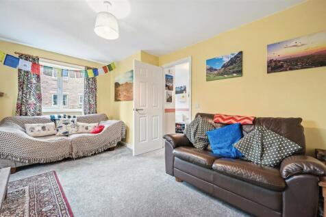 Sitting Room towards entrance hallway.jpg
