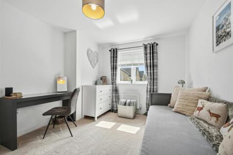 Bedroom One.jpg