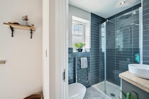 Bedroom Four - en-suite shower room.jpg