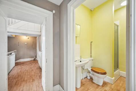 Shower Room.jpg