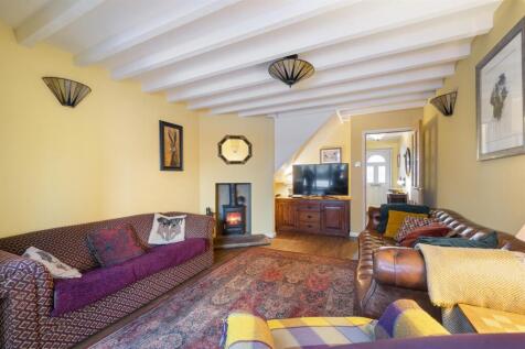 Sitting Room towards fireplace.jpg