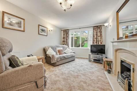 Sitting Room - fireplace.jpg