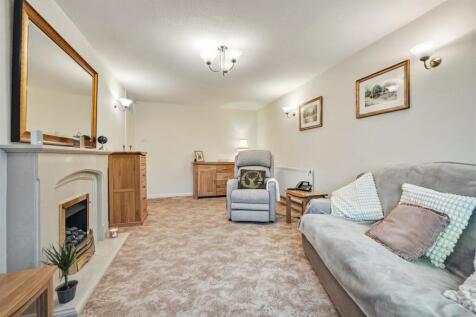 Sitting Room to hallway.jpg