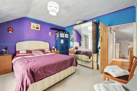 Bedroom Five to landing.jpg