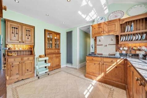 Kitchen  .jpg