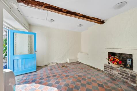 Breakfast Room  .jpg
