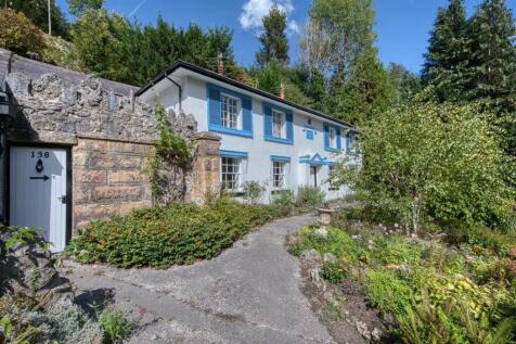 Dale Cottage path to front door.jpg
