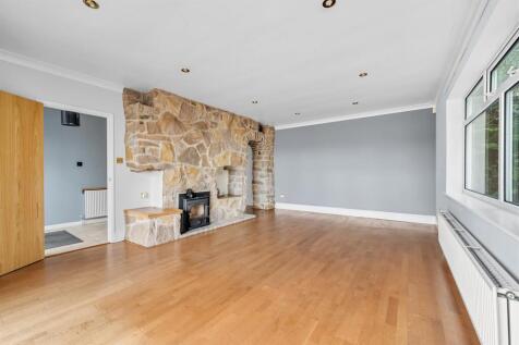 Sitting Room - fireplace.jpg