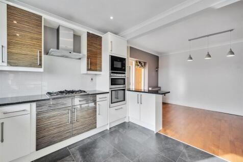 Kitchen to Dining Room.jpg