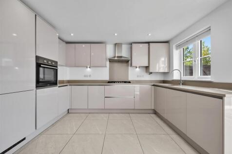 Kitchen  .jpg
