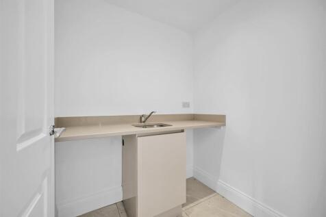Utility Room.jpg