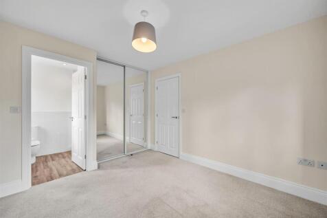 Bedroom One to en-suite.jpg