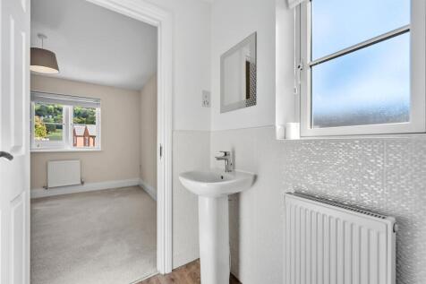 Bedroom One en-suite to bedroom.jpg