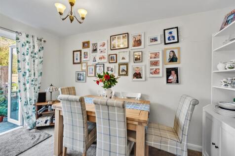 Dining area.jpg