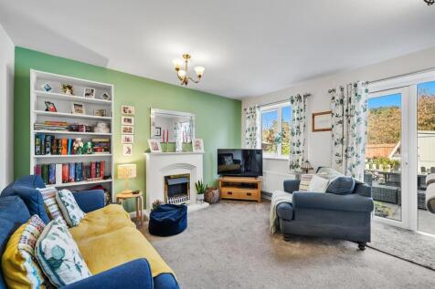 Living Room  .jpg