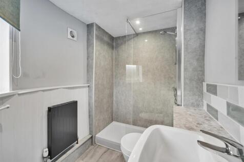 Shower Room 2 - walk-in shower.jpg