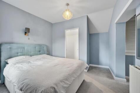 Bedroom Four to WC.jpg