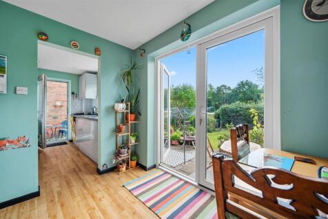 Dining Area to Kitchen and patio.jpg