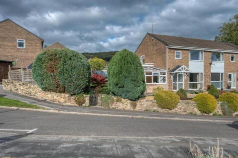Front of the home and garden.jpg