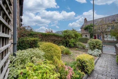 Front garden.jpg