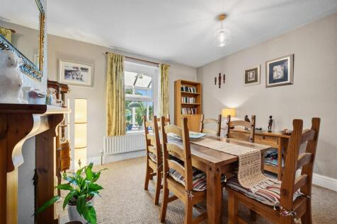 Dining Room to window.jpg