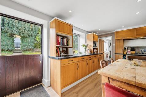 Stable door and Kitchen-Diner.jpg