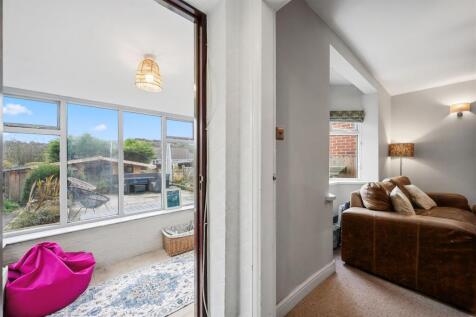 Conservatory and Lounge.jpg