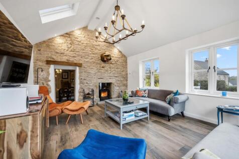 Living Room towards Dining Room.jpg