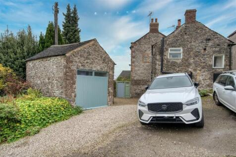 Parking and annexe.jpg