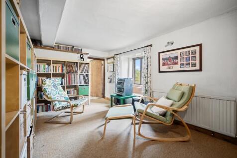 Library towards Bedroom Two.jpg