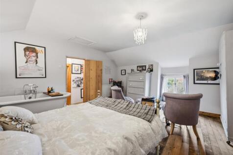 Bedroom Three to landing.jpg