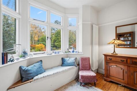 Dining Room bay window.jpg