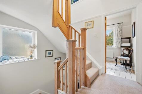 First floor landing.jpg