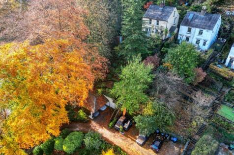 Drone - home, front garden and driveway.jpg