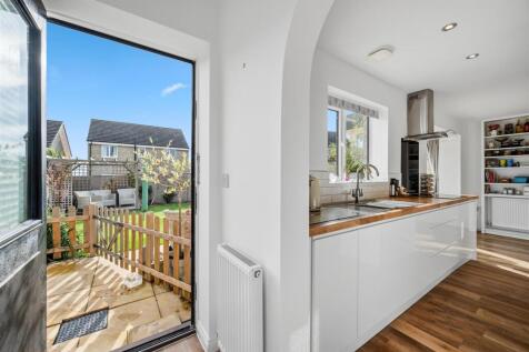 Kitchen and garden.jpg