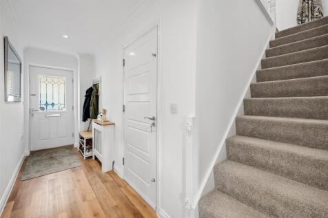 Entrance Hallway.jpg